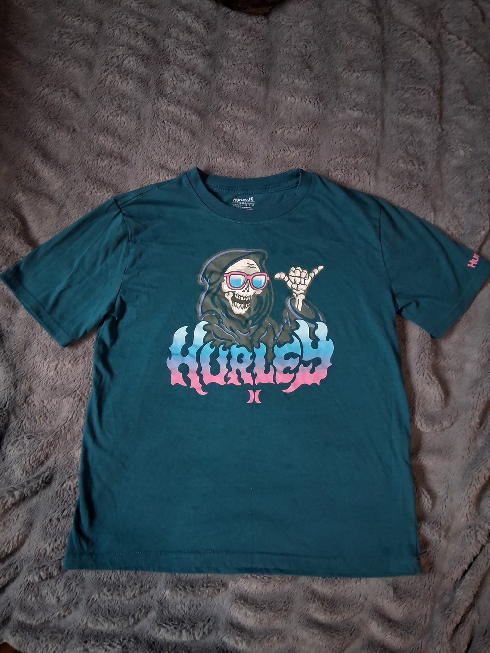 Hurley Teal Kids Tee with Colorful Skull Graphic